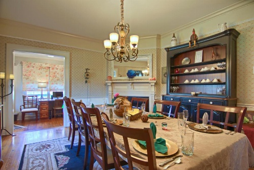 North Lodge on Oakland Bed and Breakfast image 29